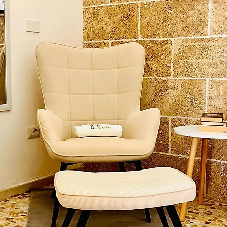 Alojamento de Acomodação e Pequeno-almoço Corte Gabellone - Dimora Storica 4*